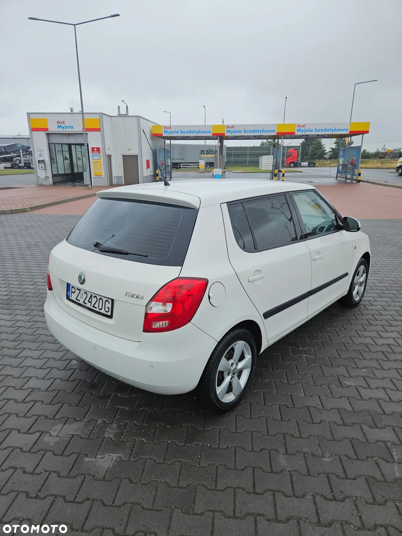 Skoda Fabia 1.4 16V Ambiente - 4