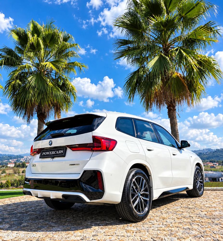BMW iX1 xDrive30 M Sport Pack - 8