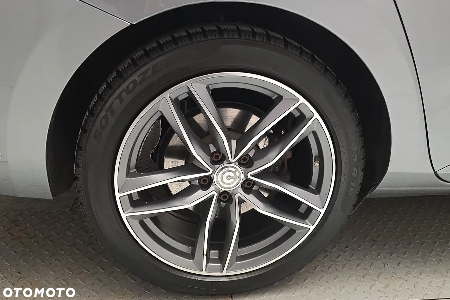 Skoda Superb 2.0 TDI 4x4 L&K DSG - 9