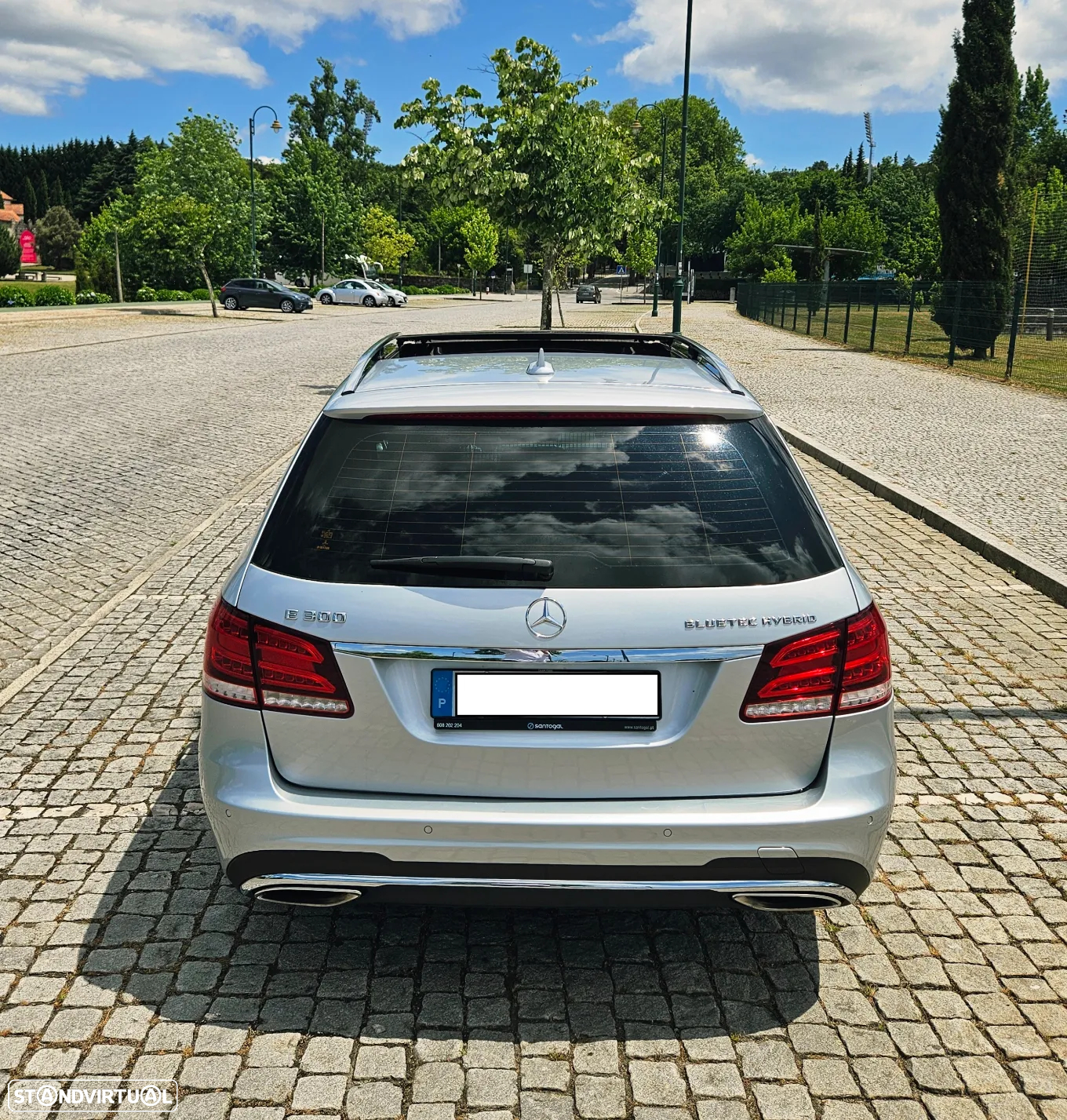 Mercedes-Benz E 300 Bluetec Hybrid Avantgarde - 3