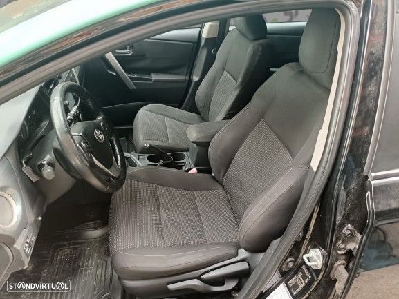 Conjunto Bancos Toyota Auris (_E18_) - 1