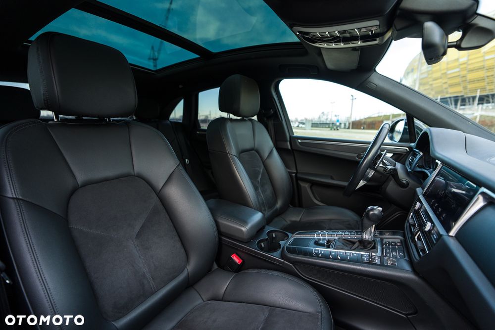 Porsche Macan - 10