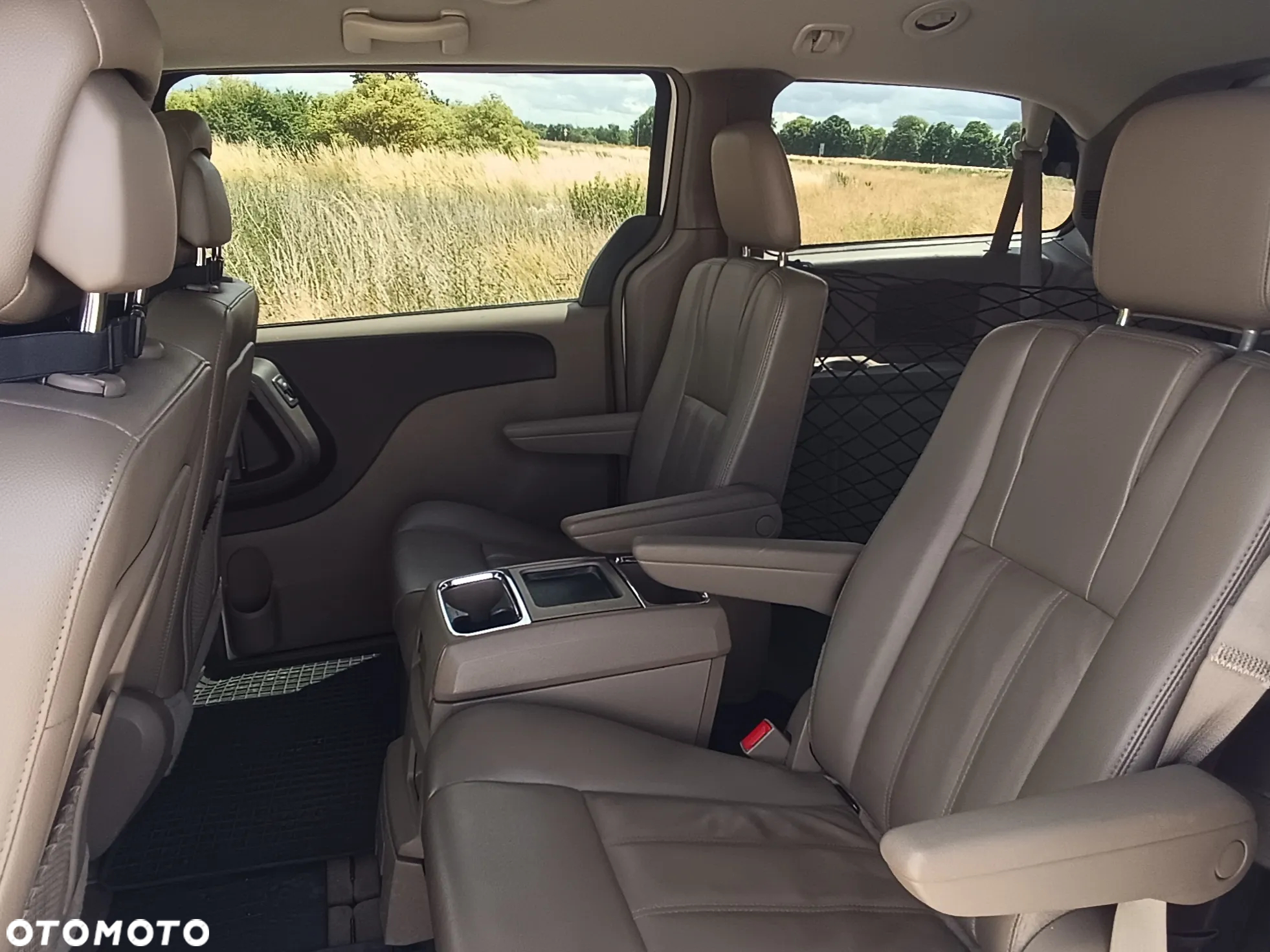 Chrysler Town & Country 3.6 Touring - 30