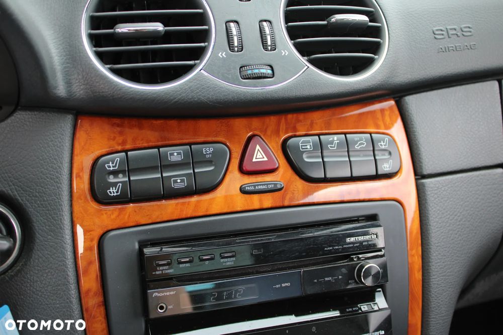 Mercedes-Benz CLK 320 Elegance - 27