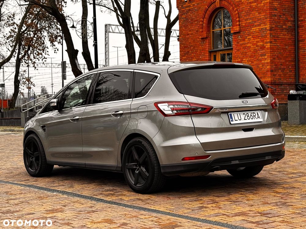 Ford S-Max 2.0 TDCi Titanium PowerShift - 4