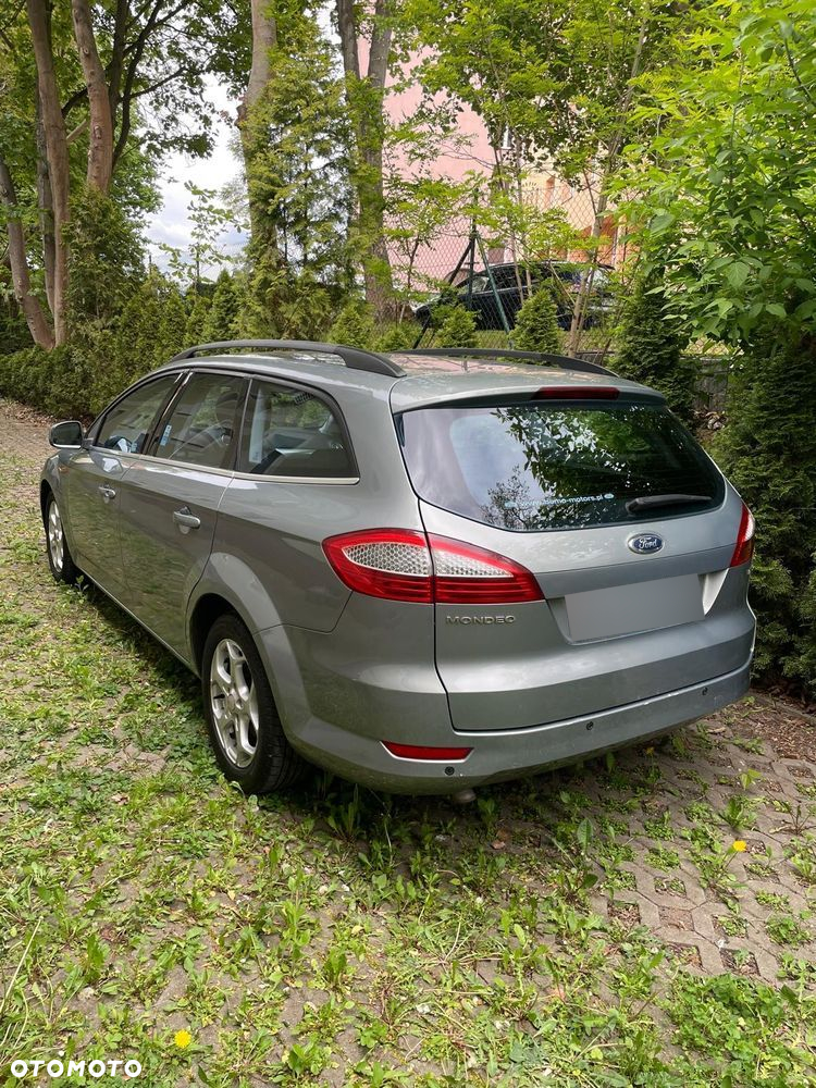 Ford Mondeo - 10