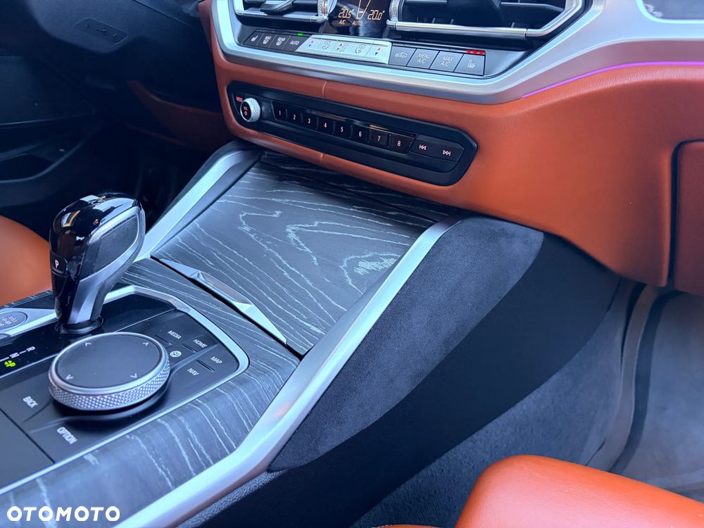 BMW Seria 3 M340i xDrive mHEV sport - 23