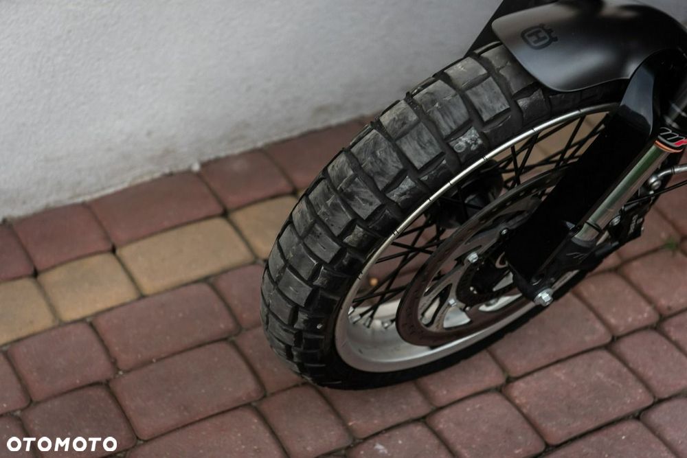 Husqvarna Svartpilen - 7