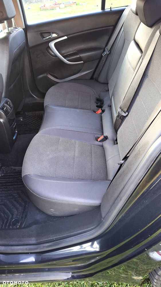 Opel Insignia 2.0 T Cosmo 4x4 - 9