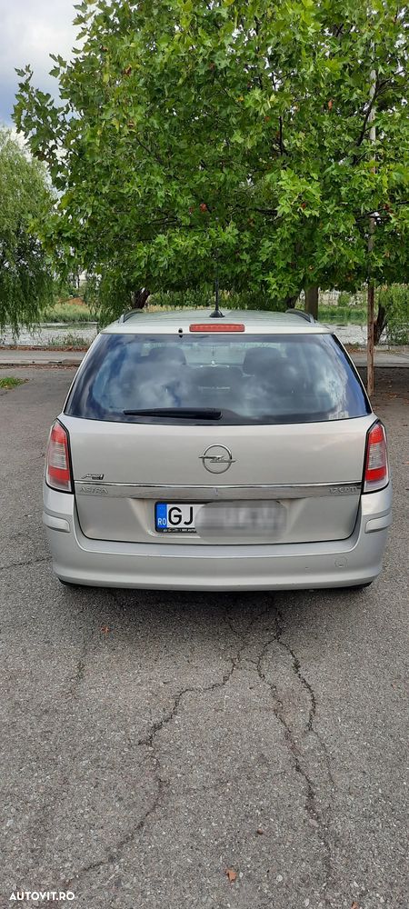 Opel Astra Sedan Classic III 1.7 CDTI - 2