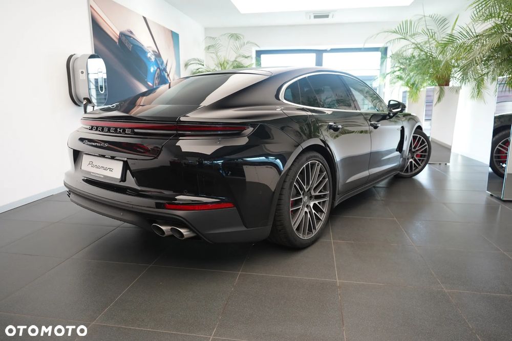 Porsche Panamera - 36