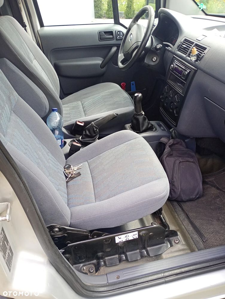 Ford Transit Connect - 2