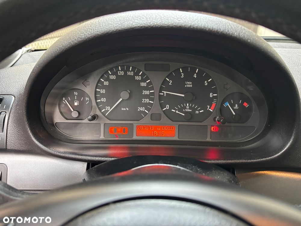 BMW Seria 3 - 12