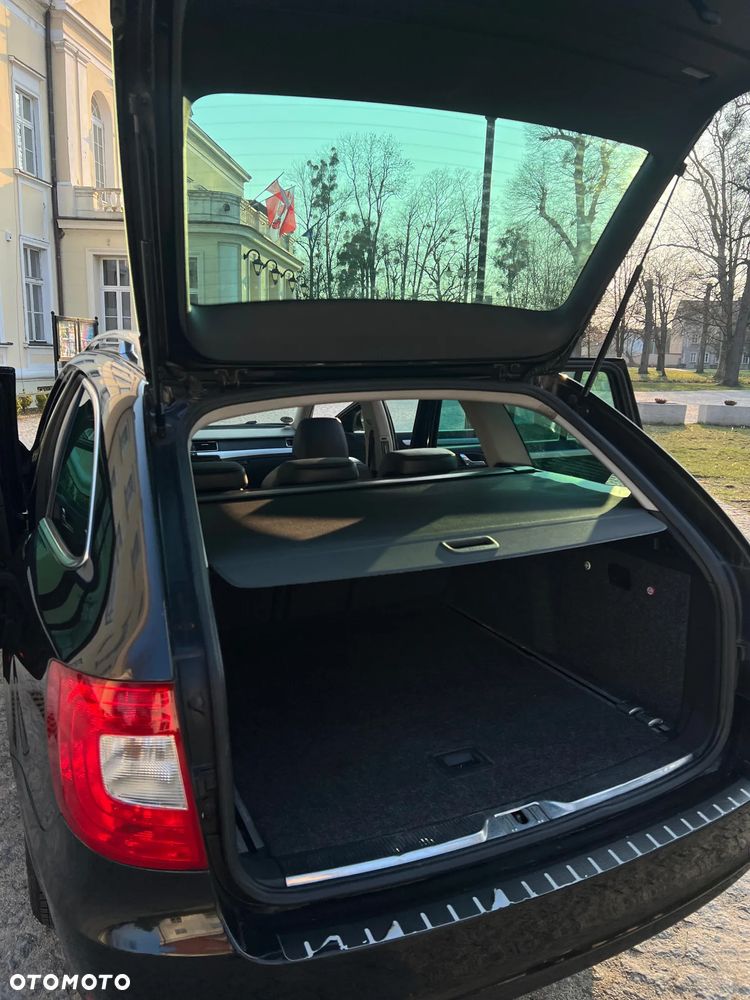 Skoda Superb 1.8 TSI Elegance DSG - 19