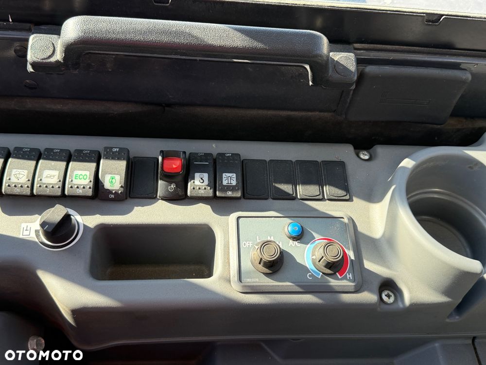 Yanmar Minikoparka Gąsienicowa SV60 - 23