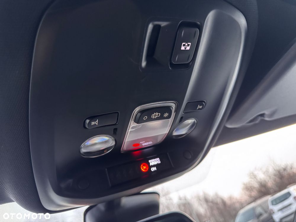 Peugeot 308 BlueHDi FAP 150 EAT6 Stop&Start GT-Line Edition - 17