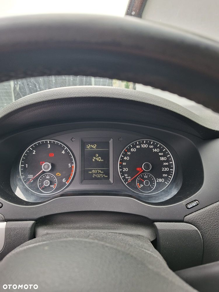Volkswagen Jetta - 7