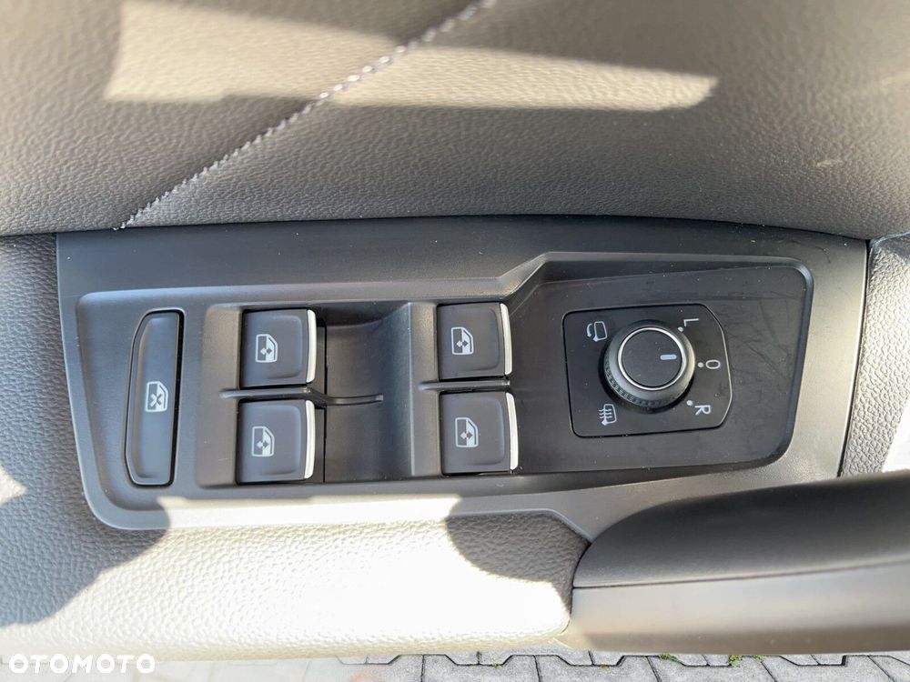 Volkswagen Tiguan Allspace - 19