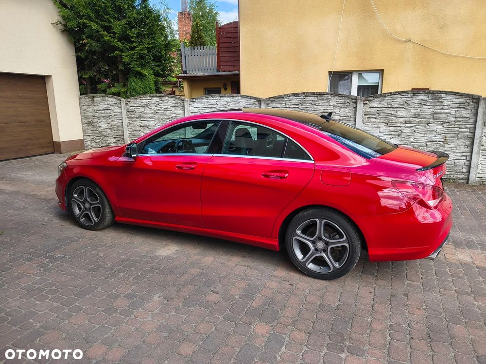 Mercedes-Benz CLA 250 4Matic 7G-DCT Sport - 14