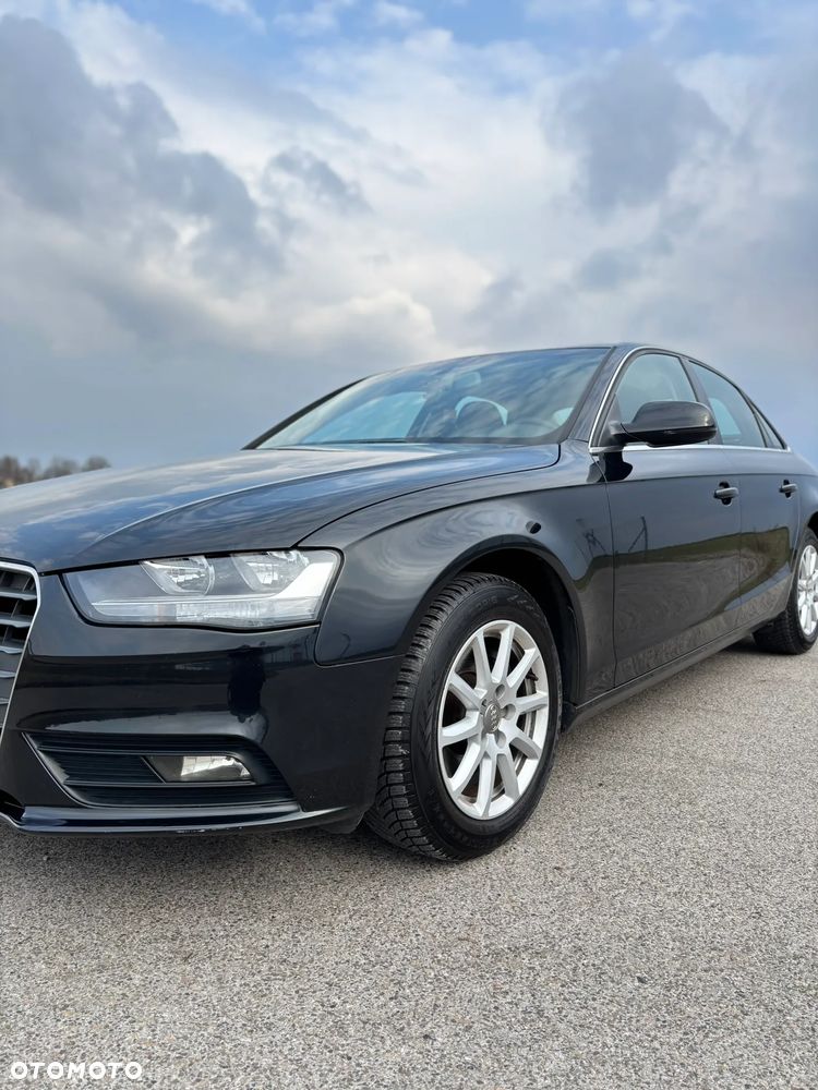 Audi A4 Limousine - 7