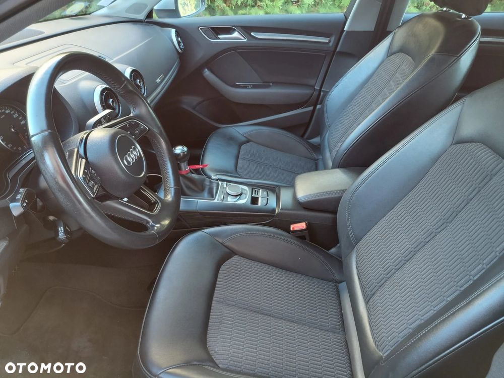 Audi A3 Sportback - 17