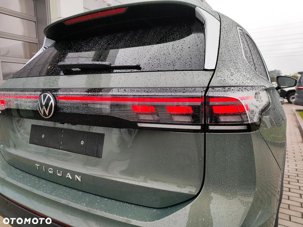 Volkswagen Tiguan 2.0 TDI Elegance DSG - 12