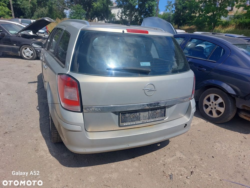 Zderzak OPEL ASTRA H KOMBI 1,9D 07R. maska,drzwi,lampy,klapa.... - 3