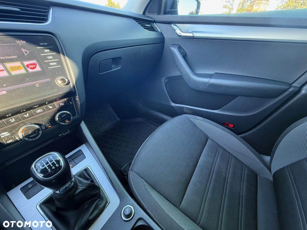 Skoda Octavia 1.5 TSI ACT Ambition - 29