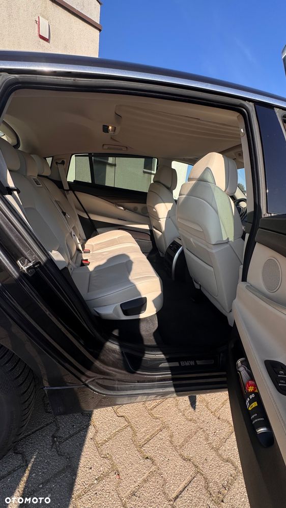 BMW 5GT 530d - 7