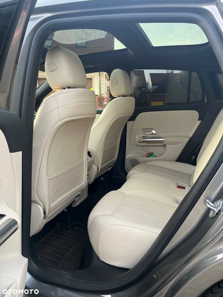Mercedes-Benz GLA 250 Style - 10