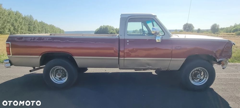 Dodge RAM - 16