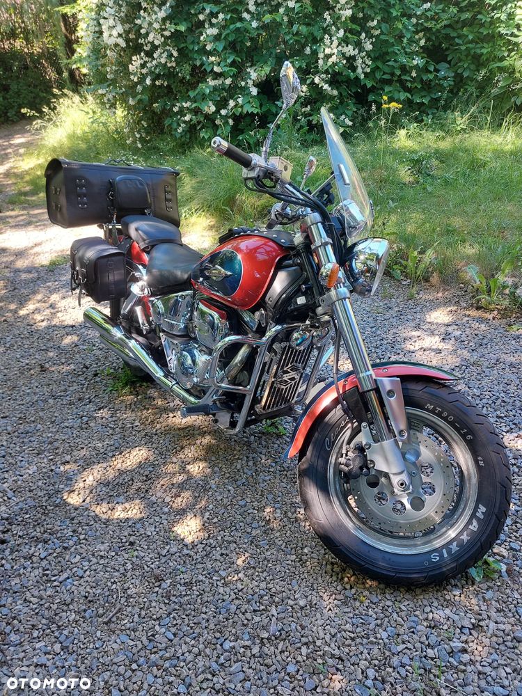 Suzuki Marauder - 1
