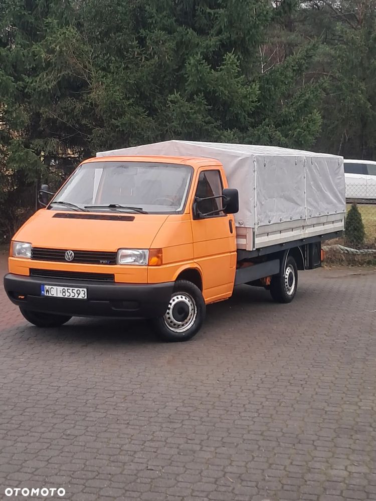 Volkswagen Transporter - 2