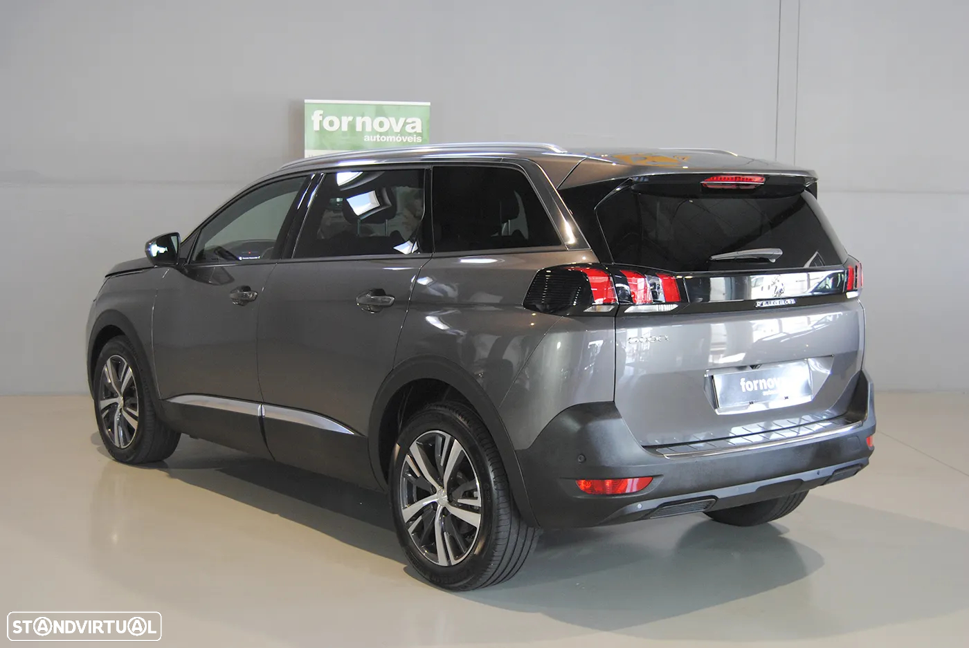 Peugeot 5008 1.5 BlueHDi Allure Pack EAT8 - 9