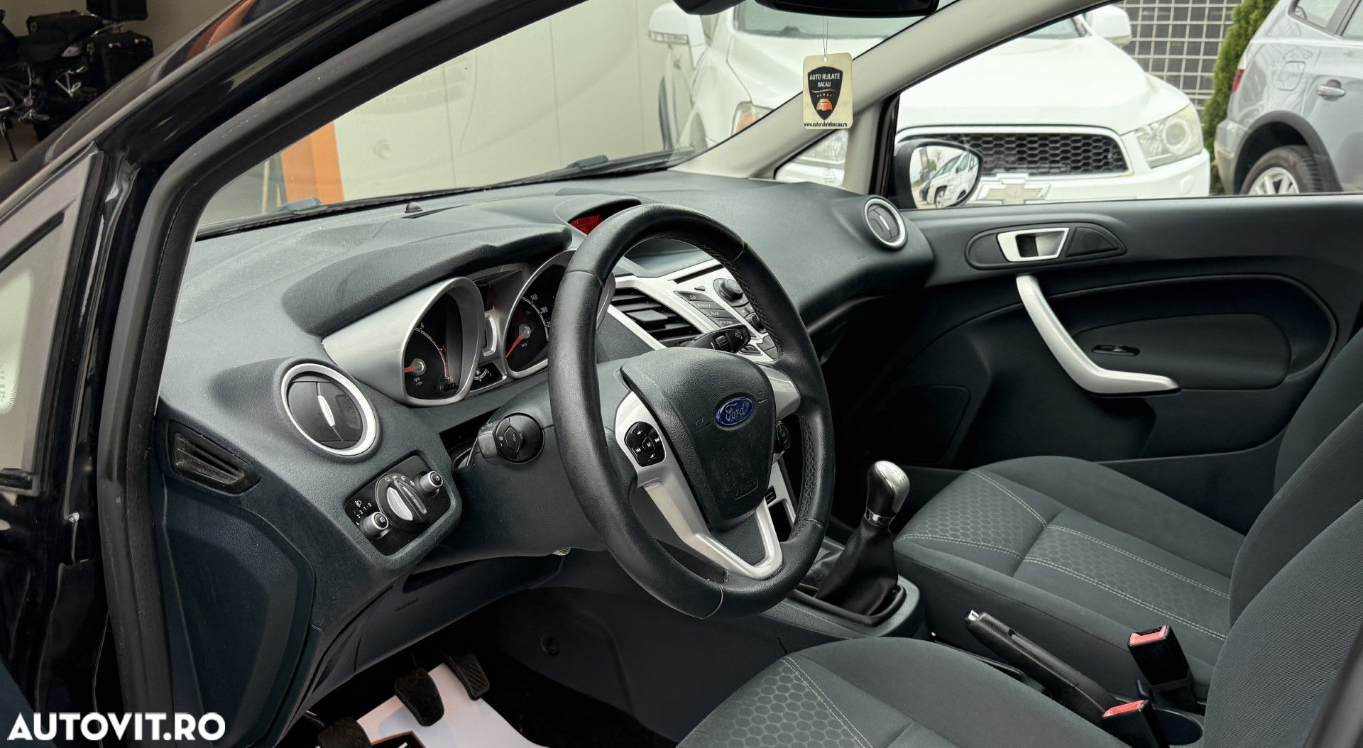 Ford Fiesta - 12