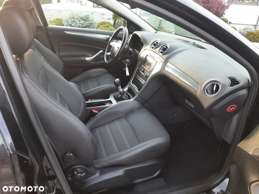 Ford Mondeo 2.0 TDCi Titanium - 16