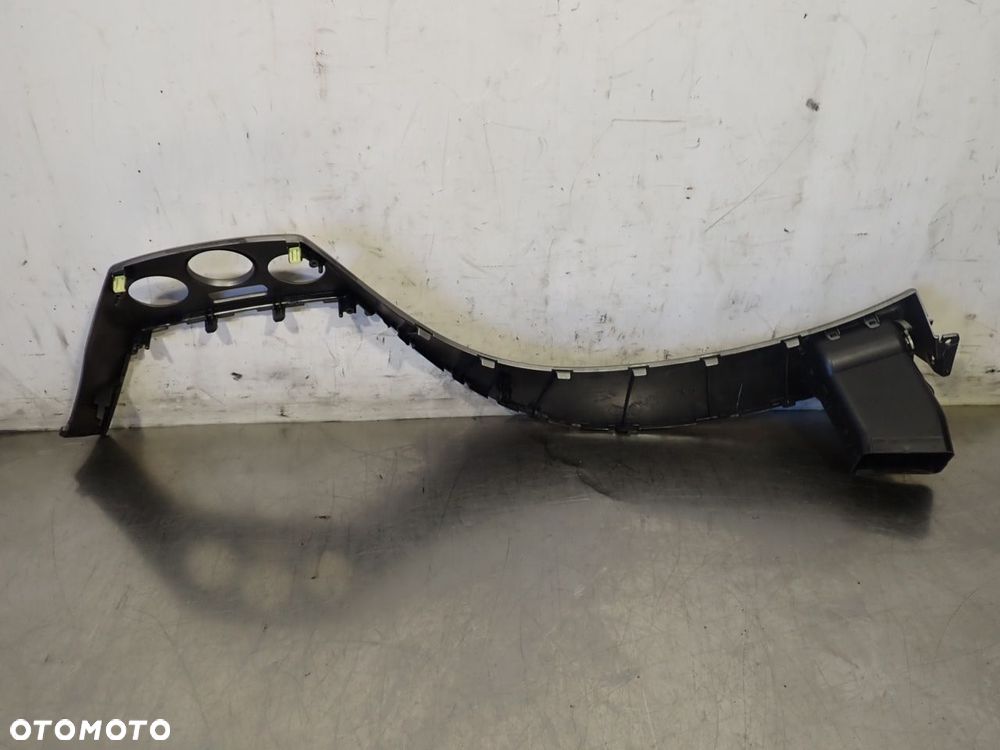 LISTWA OZDOBNA DESKI ROZDZIELCZEJ SUBARU IMPREZA 1.5 - 6