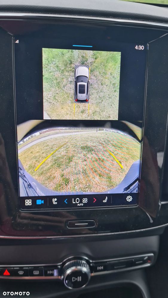 Volvo XC 40 B5 AWD Ultimate Dark - 24
