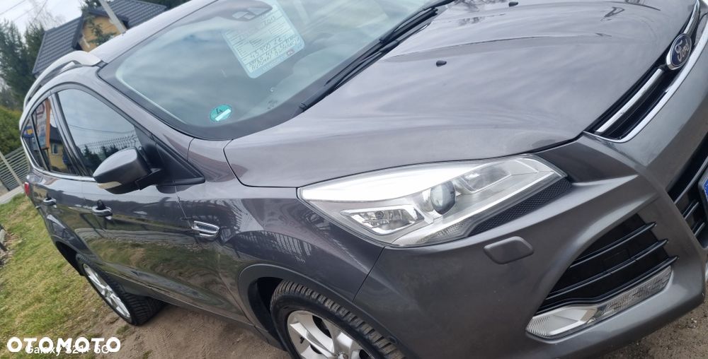 Ford Kuga - 1