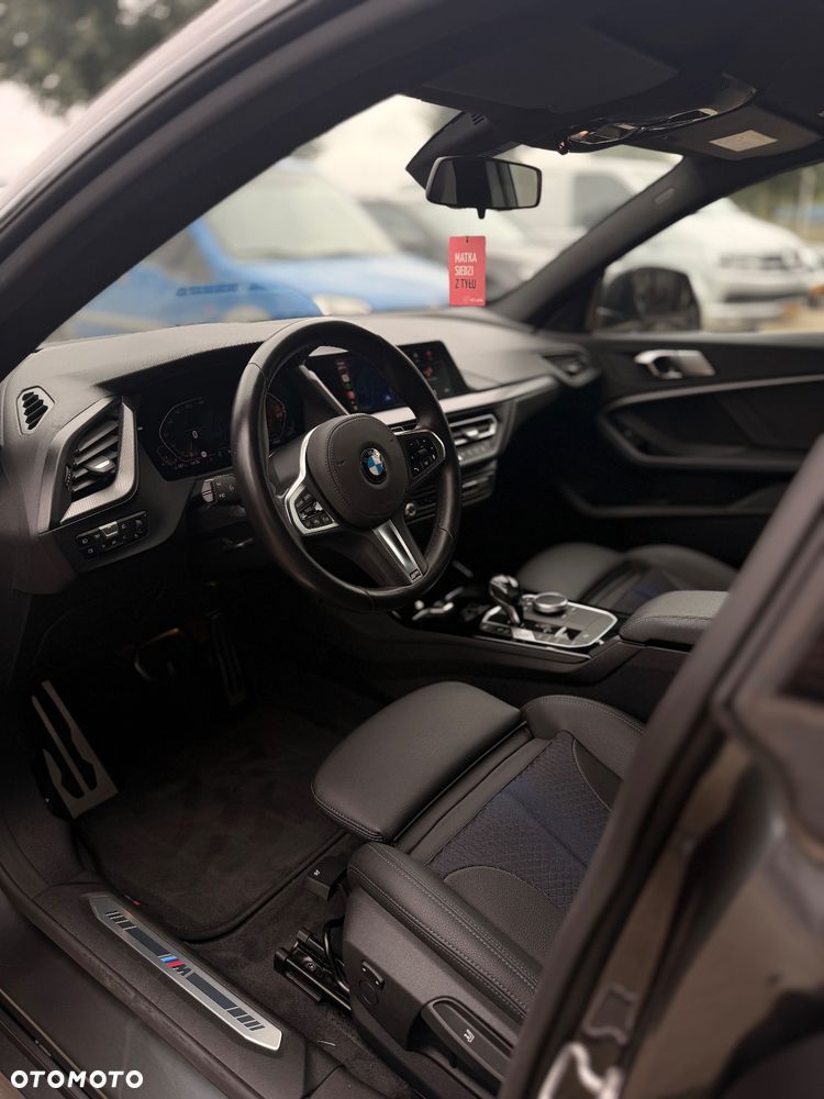 BMW Seria 2 218i M Sport - 24