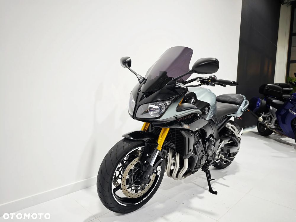 Yamaha FZ - 14