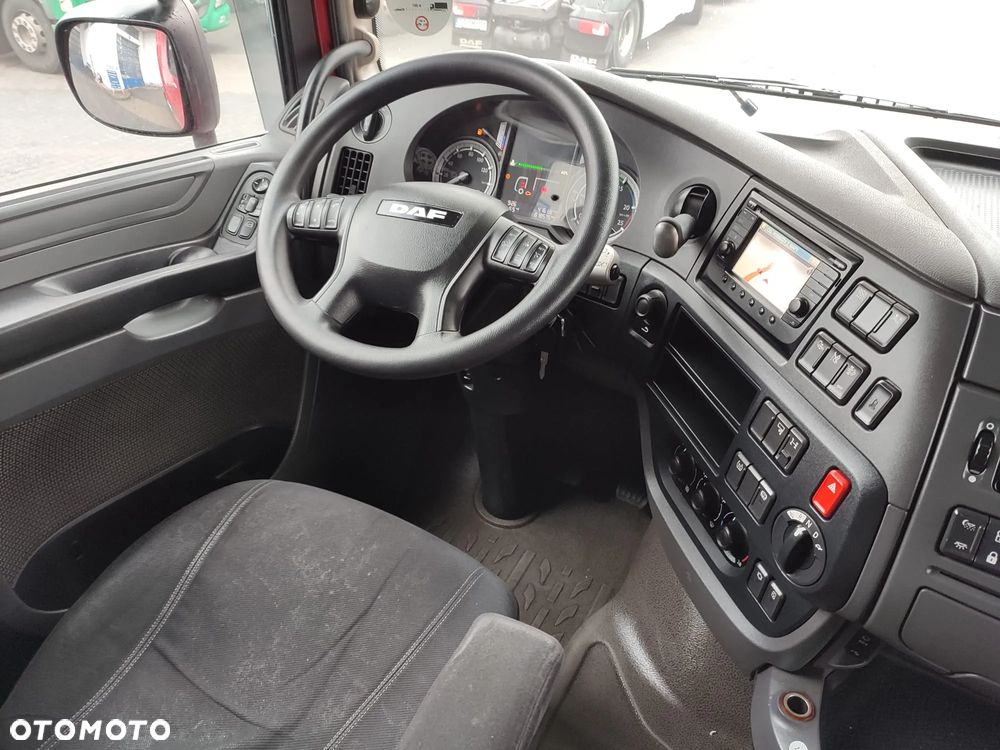 DAF XF 460 FT / STANDARD / AUTOMAT / SPACE CAB / RETARDER / - 17