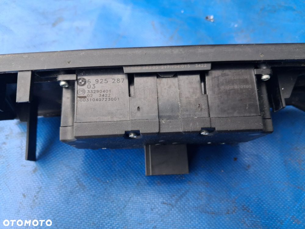 BMW 5 E60 E61 OKAZJA WYPRZEDAŻ POZOSTAŁOŚCI Antena rekin oryginał // Włącznik świateł xenon 6925287  //  Czujnik poziomowania lamp reflektorów 1093697  //  Ramka lewarka dźwigni skrzyni biegów automat podświetlenie 7034089 //  Zbiornik płynu spryskiwaczy 61667055349 pompka 8377430 //  atrapa nerki grill maski  //  Klema minus minusowa  //  Zapalniczka gniazdo zapalniczki  //  Odbłyśnik zderzaka tył tylnego lewy odbłysk sedan  //  Kierunek kierunkowskaz w błotnik - 9