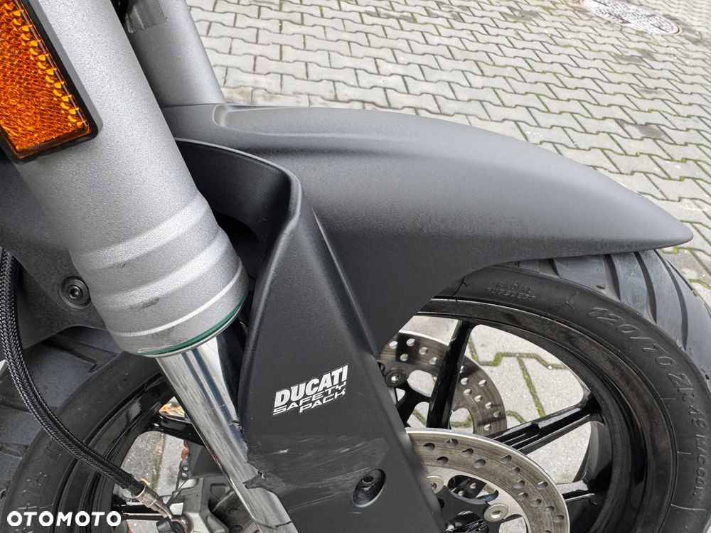 Ducati Multistrada - 32