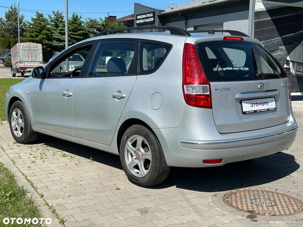 Hyundai i30 i30cw 1.6 Edition Plus - 10