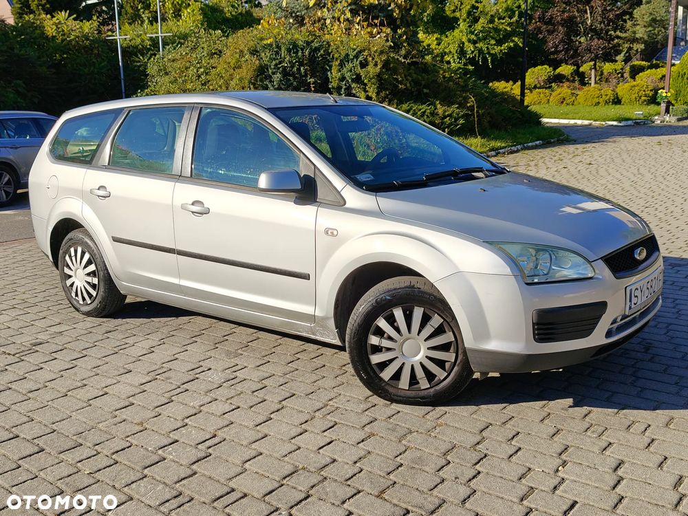Ford Mondeo 1.8 GLX - 14