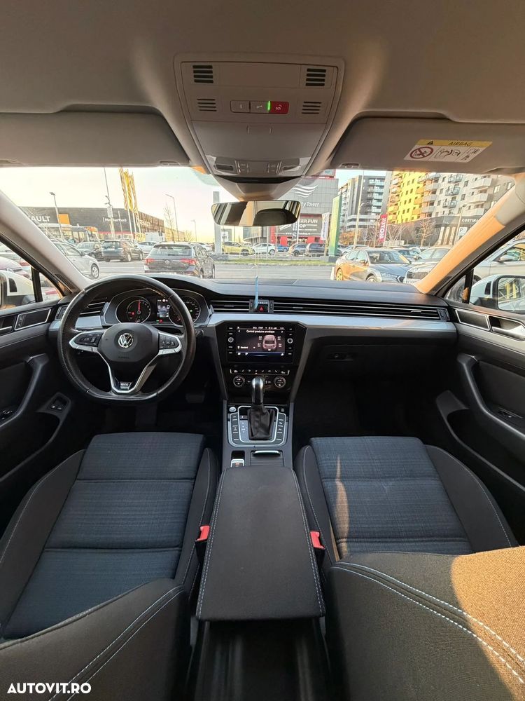 Volkswagen Passat - 7