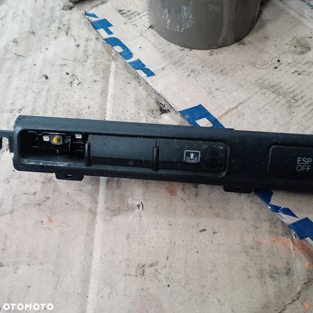 Przełączniki A8 4E1927137E - 3