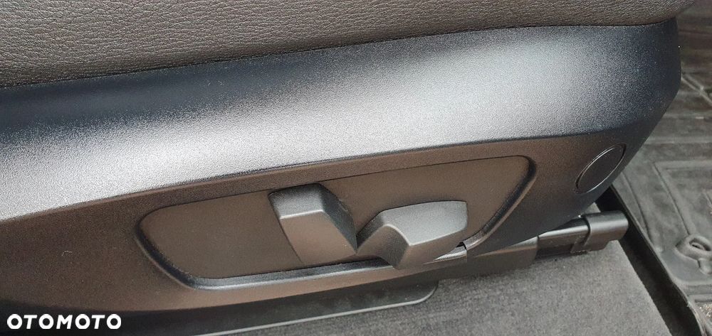 BMW Seria 5 - 16