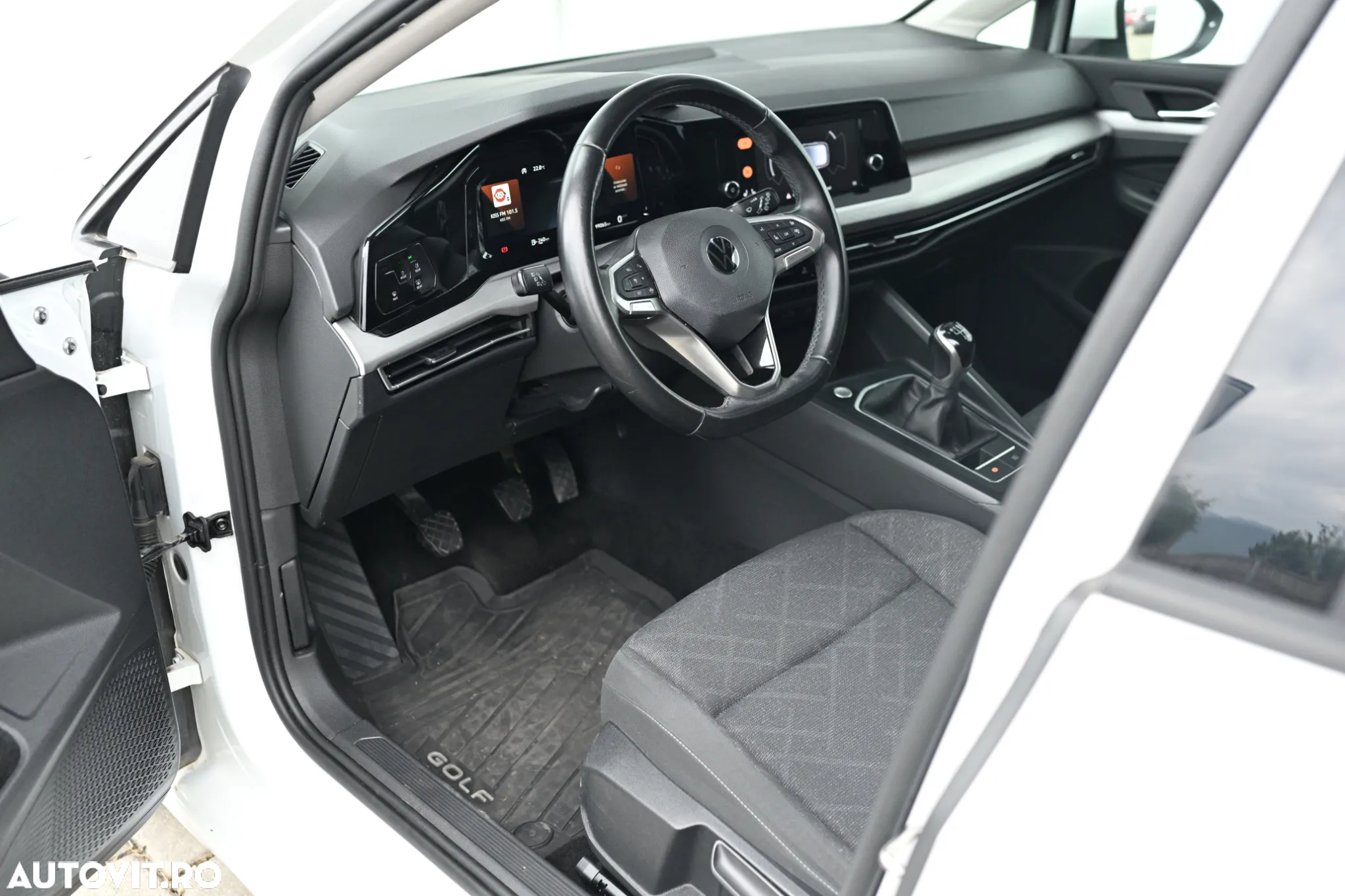 Volkswagen Golf 2.0 TDI Life - 11